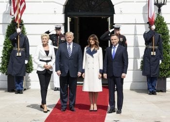 „Fort Trump” powstanie jeśli Polska zrezygnuje z Huawei? Zaskakujące doniesienia