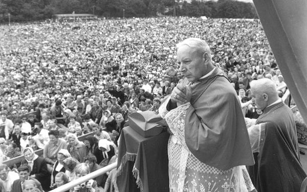 Cud za wstawiennictwem kard. Wyszyńskiego zatwierdzony. Uzdrowienie po nowotworze tarczycy