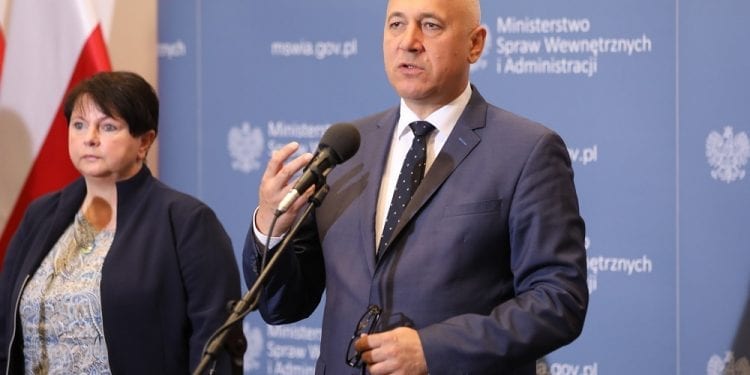 Brudziński odpowiada Schetynie. „Zgadzam się z jednym, faszyzm i antysemityzm jest ohydny”