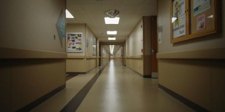 „Mój teść czeka 9 godzin”. Dziennikarz wściekły na polską służbę zdrowia