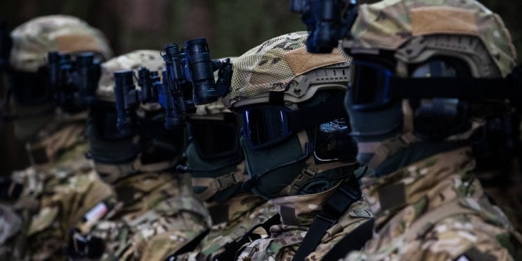 Black Hawki dla polskich Wojsk Specjalnych. Szef MON podpisał umowę