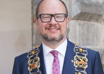 Paweł Adamowicz nie oddycha samodzielnie. Lekarze walczą o jego życie