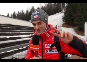 „Dawny” Piotr Żyła zachwycił fanów. Złożył życzenia noworoczne [WIDEO]