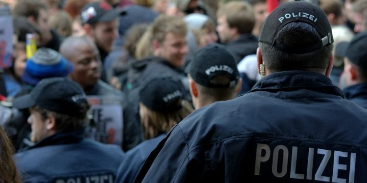 Niemcy: Polityk antyimigranckiej AfD brutalnie pobity. Winne bojówki lewicowe?