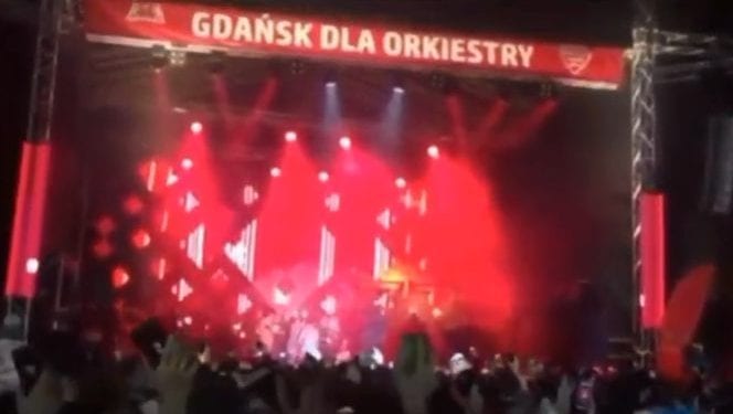 Prezydent Gdańska dźgnięty nożem. Był reanimowany [WIDEO]