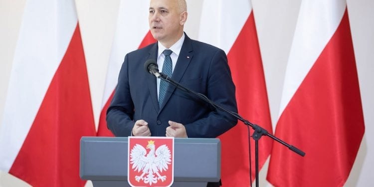 Hejt po ataku na Adamowicza. Stanowcza reakcja szefa MSWiA