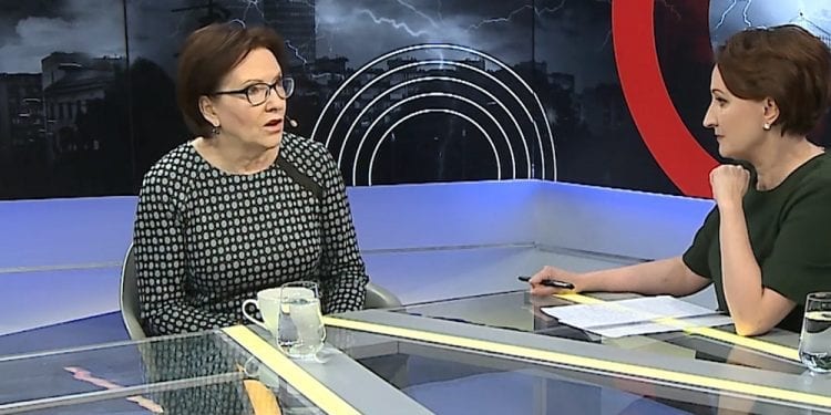 Wpadka Ewy Kopacz. Była premier o ludziach, którzy „rzucali kamieniami w dinozaura”