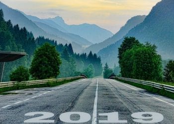 Dlaczego nie dotrzymujemy postanowień noworocznych? Naukowcy „obwiniają” mózg