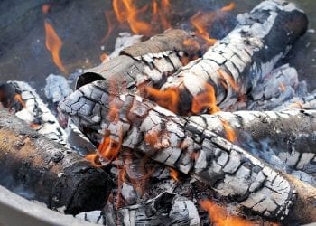 Śląskie: Naukowcy badają możliwość wykorzystania popiołów do absorbowania CO2