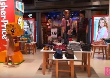 Ojciec kupił synowi kurtkę w Smyku. W kapturze znalazł „niespodziankę”