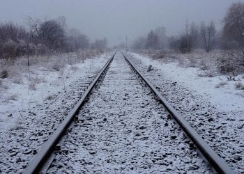 Lubelskie: Tragedia na torach. Nie żyje młody mężczyzna