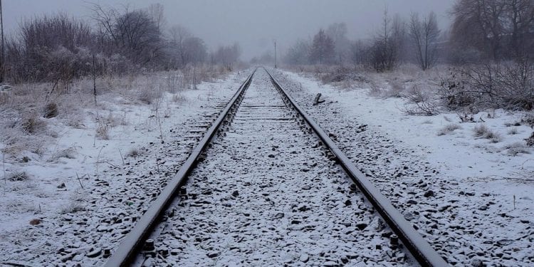 Lubelskie: Tragedia na torach. Nie żyje młody mężczyzna