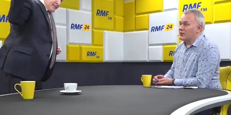 Wicepremier wyszedł ze studia. Teraz tłumaczy: Redaktor dał słowo