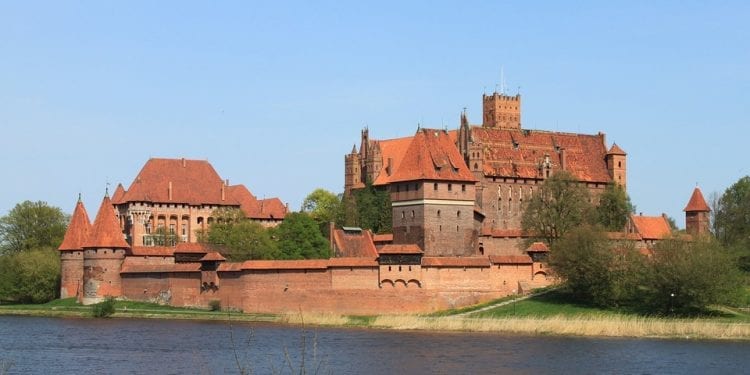 Dieta Krzyżaków. Archeolodzy sprawdzili naczynia sprzed 500 lat