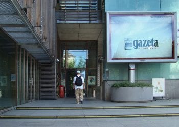 „Wyborcza” pisała o rozdawnictwie PiS. Teraz przeprasza za zamieszanie