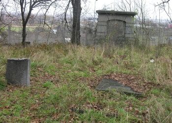 Fake news w izraelskich mediach. Informowały o „zdewastowanym cmentarzu w Świdnicy”. Dziennikarz ujawnił prawdę