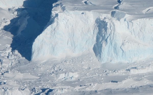 Odkryto szczelinę w antarktycznym lodowcu. To zagrożenie m.in. dla nadmorskich miejscowości w Polsce!