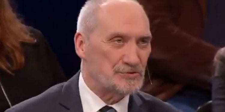 Gorąco w studio TVP Info. Nie zostawili suchej nitki na Tusku