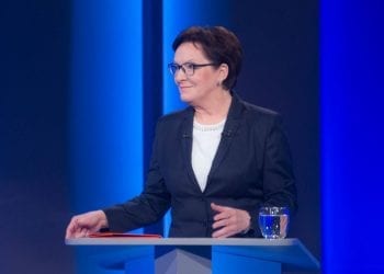 Internauci drwią z Ewy Kopacz. Zalew memów