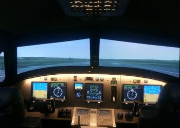 Nowoczesny symulator lotów już działa w Dęblinie