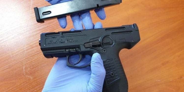 Groził śmiercią Andrzejowi Dudzie. Miał przy sobie broń [FOTO]