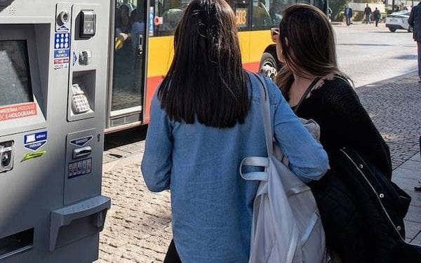 Polacy toną w długach za jazdę na gapę. Rekordzista ma do oddania ponad 312 tys. zł