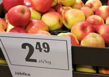 Sklepy rekordowo promują jabłka. Ale nie ma to żadnego przełożenia na ceny