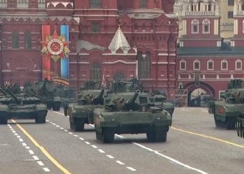 Rosja zawiesza traktat INF. Putin zapowiedział produkcję nowej broni