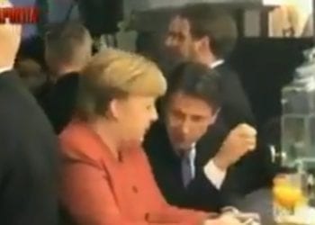 Nagrali rozmowę premiera Włoch i Angeli Merkel. „Nie martw się”