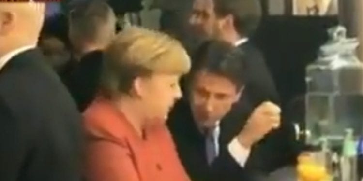 Nagrali rozmowę premiera Włoch i Angeli Merkel. „Nie martw się”