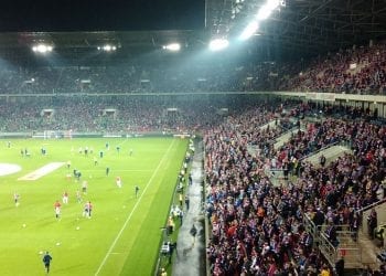 Oprawa kibiców Górnika Zabrze w meczu z Wisłą wzbudziła kontrowersje
