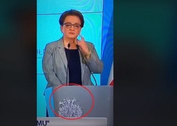 Zabawna sytuacja podczas konferencji minister Zalewskiej [WIDEO]