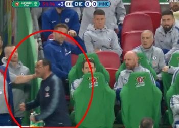 Bramkarz Chelsea nie chciał zejść z boiska. Trener wpadł w szał [WIDEO]