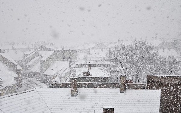 Czeka nas gwałtowny powrót zimy? IMGW wydał ostrzeżenia