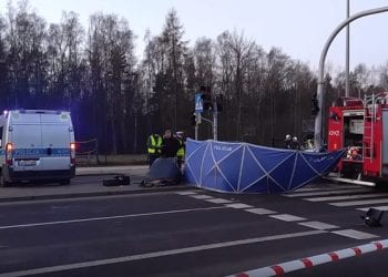 Tragiczny wypadek w Gdyni. Nie żyje trzech młodych mężczyzn [WIDEO]