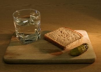 „Wódka” w Wikipedii najlepszym hasłem dotyczącym Polski