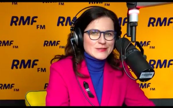 Nowa prezydent Gdańska o pomniku ks. Jankowskiego: „Jego miejsce jest na terenie prywatnym”