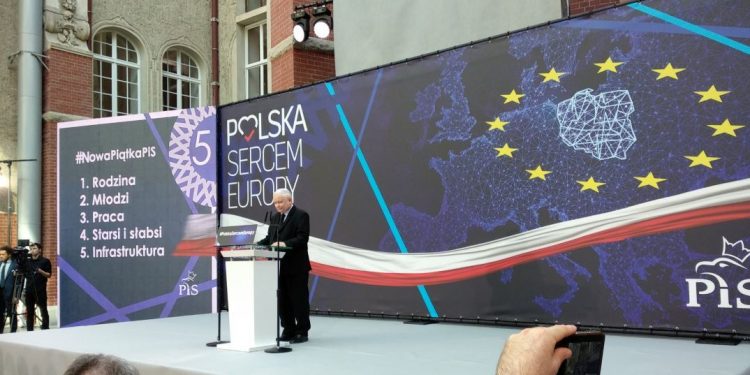 Jarosław Kaczyński zabrał głos ws. „ACTA 2”. Uspokoił internautów