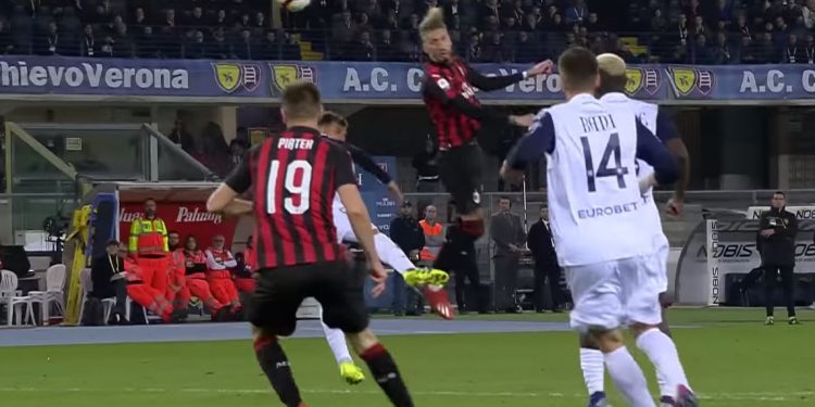 Krzysztof Piątek nie jest już liderem klasyfikacji strzelców Serie A
