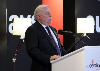 Dziwny wpis Lecha Wałęsy na Twitterze