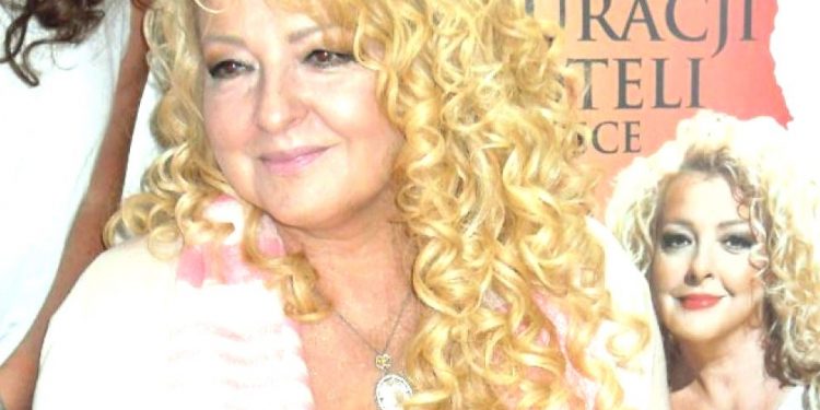 Magda Gessler tłumaczy się z „wesołych statusów” w social media