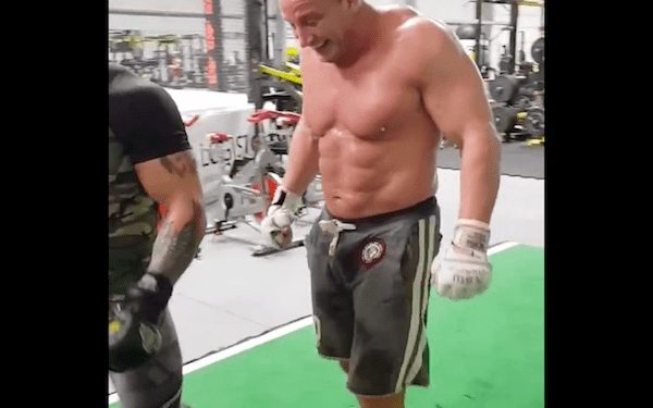 Pudzianowski ostro w sprawie LGBT. „Jedźcie do Francji, tam się możecie całować, bz*kać na ulicach”