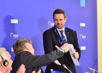 Rafał Trzaskowski: PiS opowiada bzdury o deprawowaniu dzieci