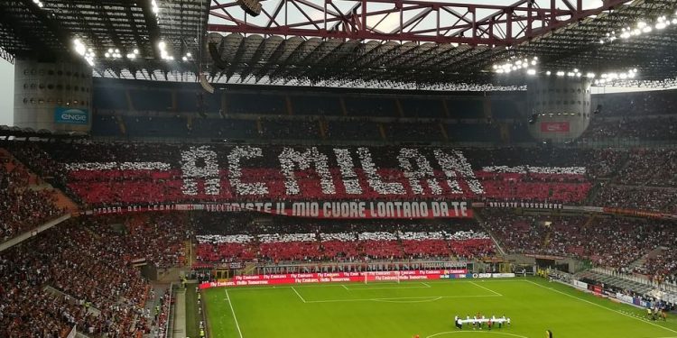 Krzysztof Piątek i jego koledzy z Milanu mogą grać na nowym stadionie