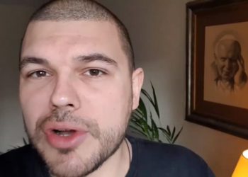 Tau krytykuje kartę LGBT plus. „Pełna mobilizacja”