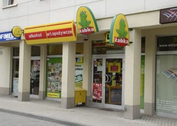 Sklepy Żabka mogą działać jako placówki pocztowe