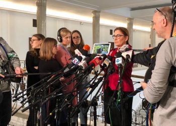 Nowy spot PiS znów uderza w PO. „Po wyborach usłyszycie”