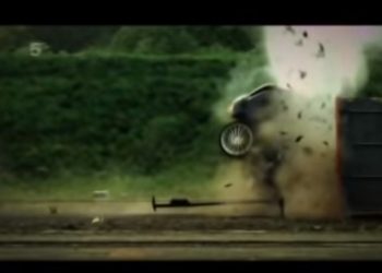 Test zderzeniowy przy prędkości 200 km/h. Trzeba zobaczyć [WIDEO]