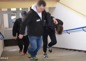 Gdynia: Trzy osoby zatrzymane za propagowanie faszyzmu. Wśród nich 20-latka [FOTO]