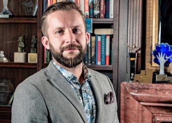 J. Gontarek (Lewiatan): Praca w budżetówce to dobry wstęp do biznesu i większych pieniędzy